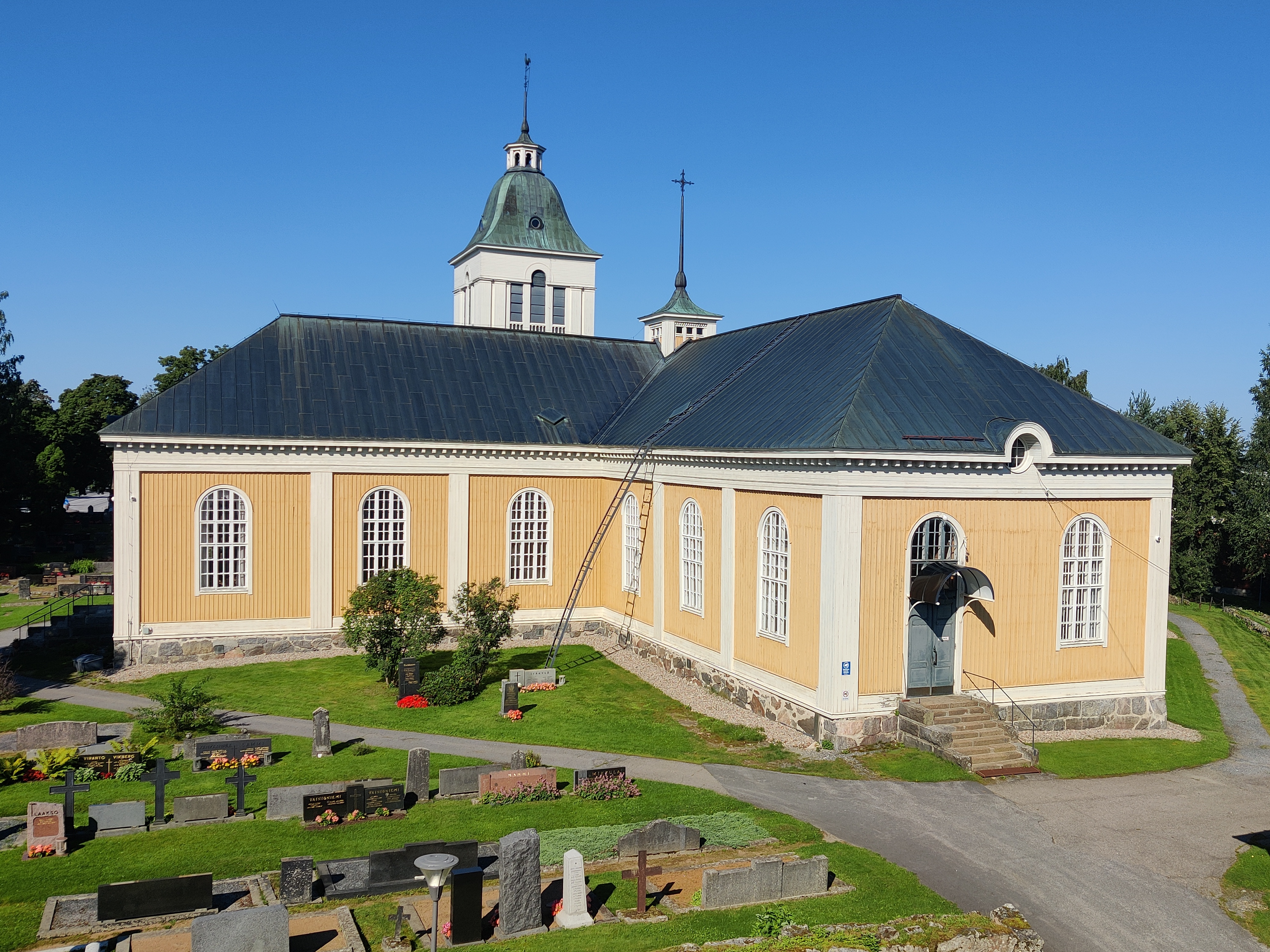 Laihian kirkko