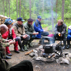 metsä ja nuotio