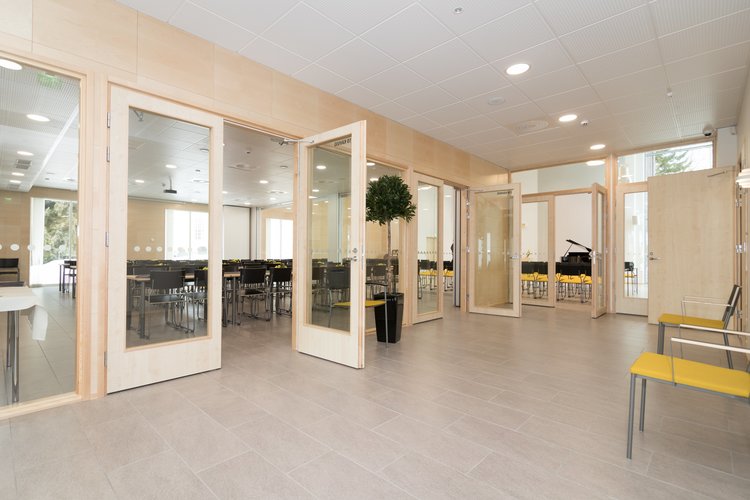 seurakuntatalon eteinen